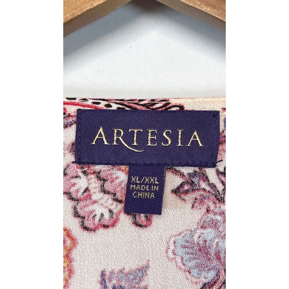 Artesia Paisley Floral Kimono XL/XXL Red Pink Boho Hippie Gypsy Eclectic Artsy